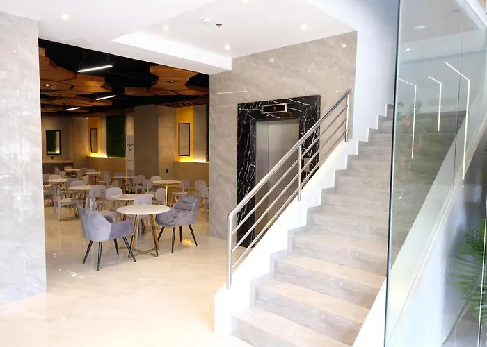 Pod 3* Cebu Stadt