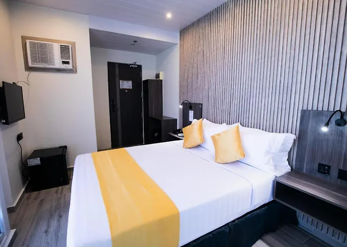 Pod 3* Cebu Stadt