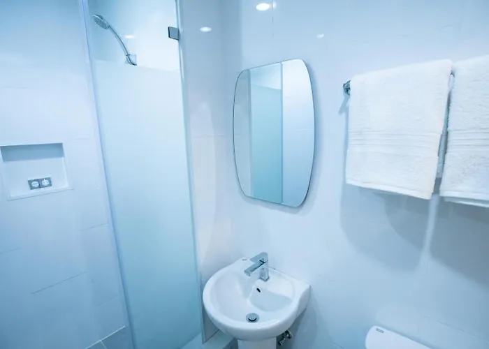 Pod 3* Cebu Stadt