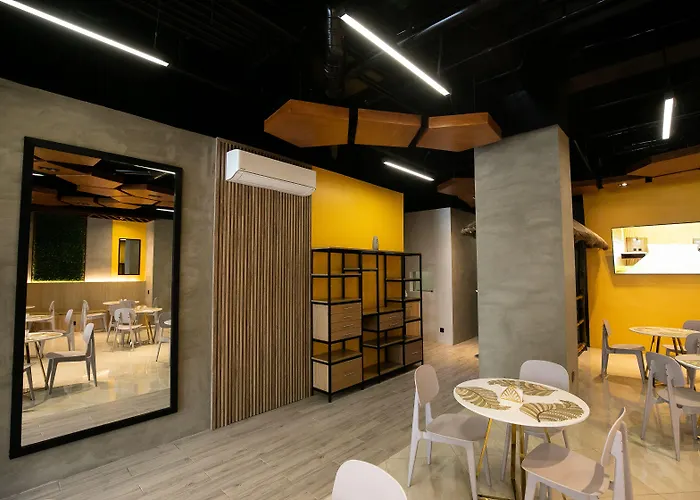 Pod 3* Cebu Stadt